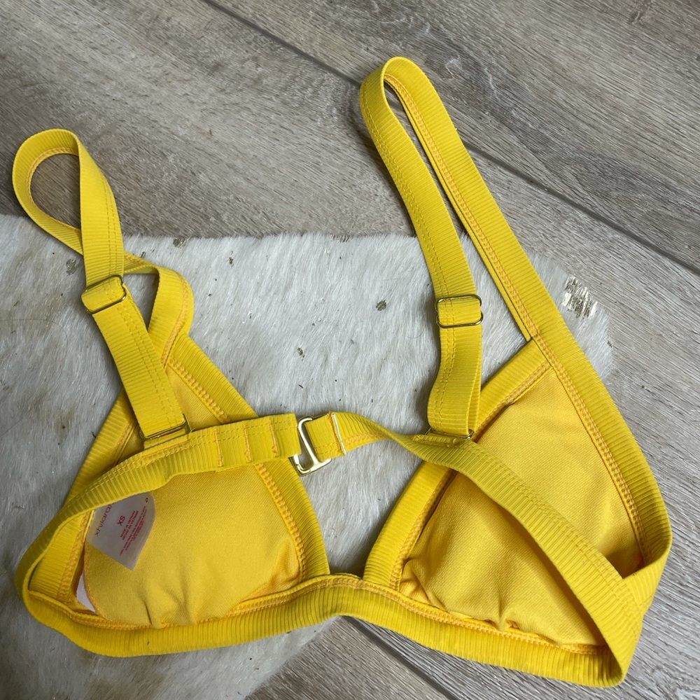 Xhilaration ribbed mustard yellow bikini top - Picture 2 of 3